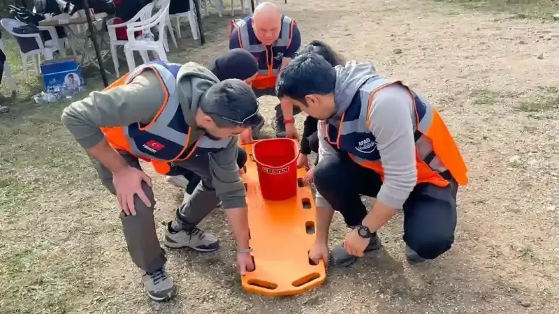 Bolu'da AFAD gönüllüleri eğitimde buluştu: Çakmaklar’da heyecan dolu anlar